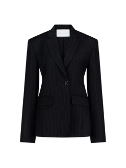 Tailored fitted jacket